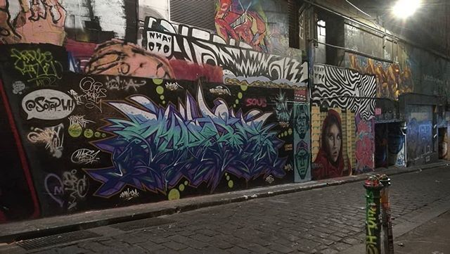 hosierla's tweet photo. #hosierlane #melbourne  #hosier0419 #hosier #hosierla #April2019  #hosierlanemelbourne  #melbournelaneways #melbourneiloveyou #melbournecity #aroundmelbourne  #melbourneartist #melbournecbd #ig_graffiti  #ig_australia #ig_victoria #instaaussies #graffiticulture #grafitiart #… https://t.co/6ktnpwforM