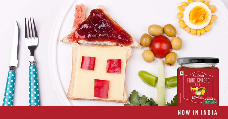 SunkistIndia's tweet photo. #FoodArt alert!
A fruitilicious home for an interesting summer at home!
Grab a loaf of bread, add a slice of cheese, now slather our Mix Fruit Spread to make a triangular roof. Use your favourite fruits &amp; a sliced egg to make a bright Sun!
Get your pack from nearest @BigBazaar https://t.co/ME3M1PzqNP
