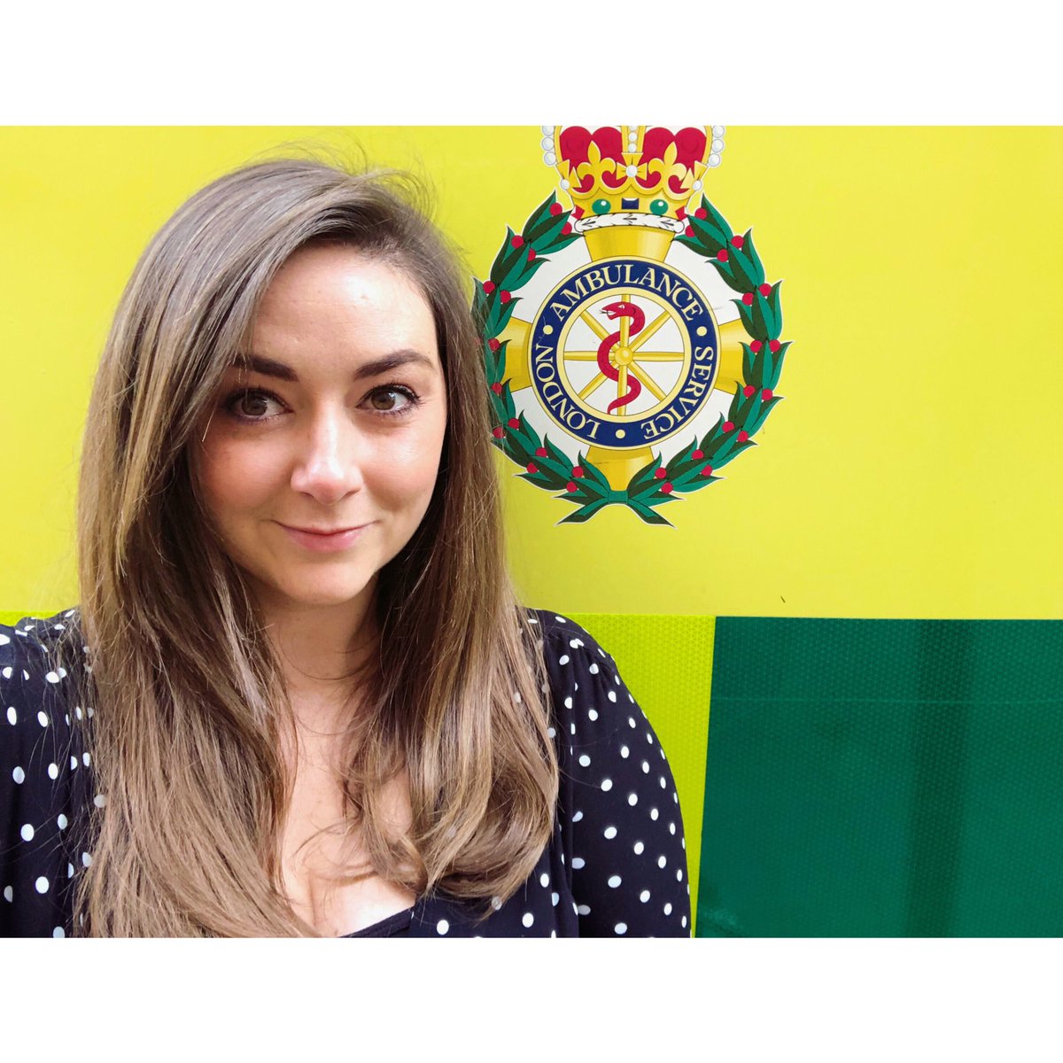 Back! 🚑🚨 #NotanAprilFools

Excited to be ambulancing with @Ldn_Ambulance again in a brand new role as Digital Content and Communications Manager. Bring it on!