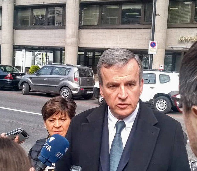 AndorraSobirana's tweet photo. Avui Eusebi Nomen ha tractat del nou model de funcionariat que proposem. A Andorra Sobirana parlem clar. #andorrasobirana https://t.co/Ic6rqdDBFy