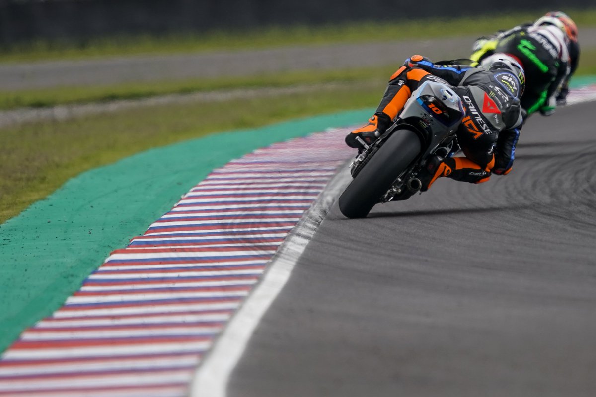 VR46RacingTeam's tweet photo. πΈ #ArgentinaGP in frames ππ¦π·
β’
#SkyVR46Arg https://t.co/avfMa9oCii