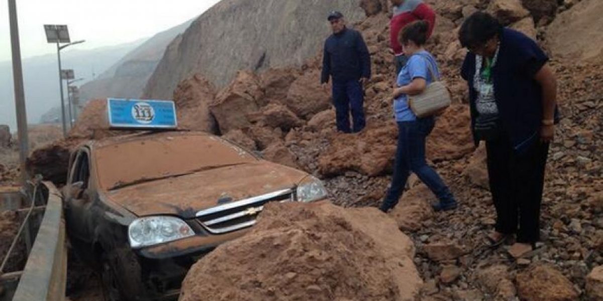 radiopaulina's tweet photo. HACE 5 AÑOS | El 1 de abril de 2014, a las 20:46 horas, se produjo un terremoto de 8,2 grados en la región de Tarapacá. 

7 fallecidos, 200 heridos y graves daños a la infraestructura pública fue el resultado de un sismo que al día siguiente tendría una segunda parte...

#Iquique https://t.co/HXapdnJESy