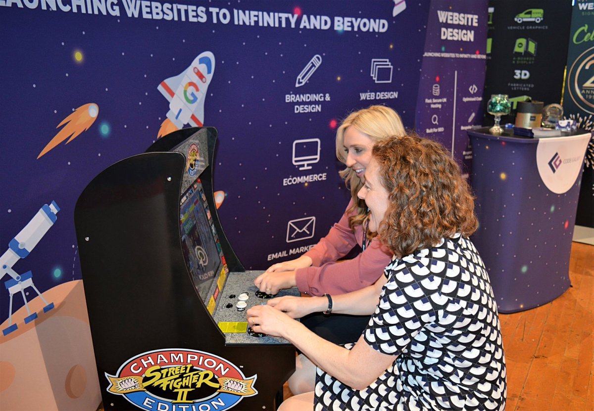The moment, Jacques from <a href="/pngdigital/">PNG Digital Ltd</a> KO'd me repeatedly at the #LBE2019 business expo 🙈😂

Thank you @RedStarWealth @KristenDurose for your Fabulous photography 💜 

#Lancashire #business #StreetFighter