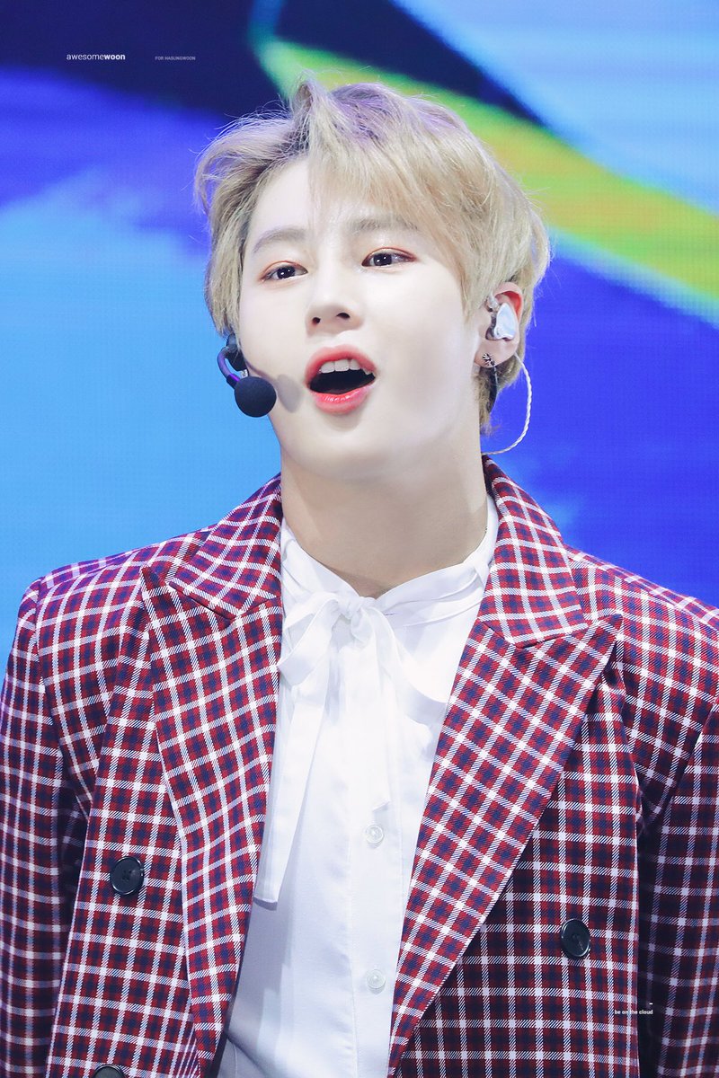 만우절이라구 잼있는건 모르궁...😭😭
https://t.co/djbSTuikA7
https://t.co/XfwEtNExr6
#하성운 #HASUNGWOON #河成雲 #ハソンウン #BIRD https://t.co/gWYqsnYfp0