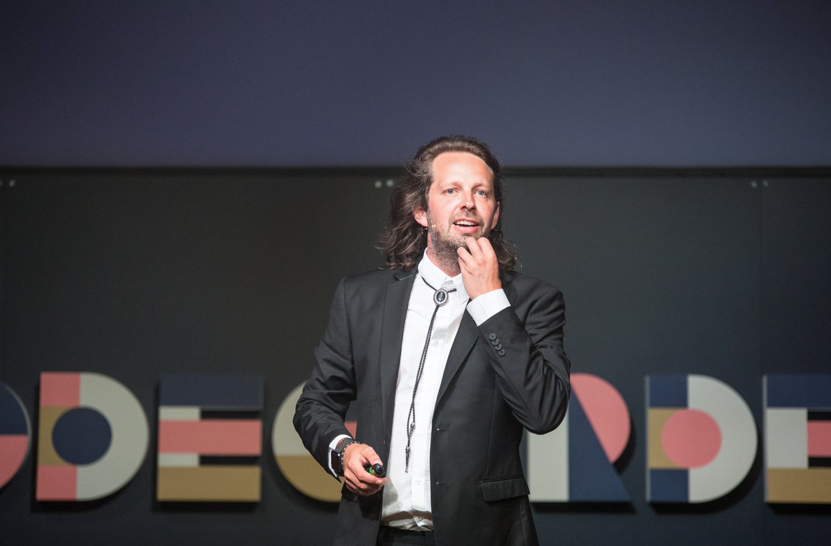 umbraco's tweet photo. 3 days of sessions, 26 top-notch speakers already confirmed and more on the way, 400 people who already bought their tickets... #Codegarden 2019. are you joining us?! Until 23:59 CEST today we're running the very last ticket discount! https://t.co/yUph3H9wYV #umbraco #CG19 https://t.co/6Y54Lpkm7z