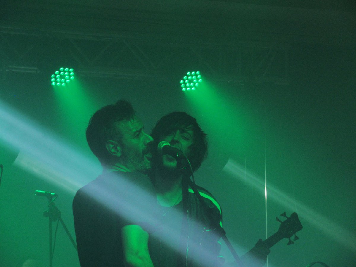 Fotos del concierto doble de este sábado pasado en Socuéllamos de <a href="/_RufusTFirefly_/">Rufus T. Firefly</a> y <a href="/MariskeriaRock/">La Mariskería</a>, donde se marcaron un #soldout por todo lo alto. Esta noche os contamos los detalles a partir de las 22h en <a href="/radio_consuegra/">Radio Consuegra FM</a>, con invitados especiales, así que... #musincronízate