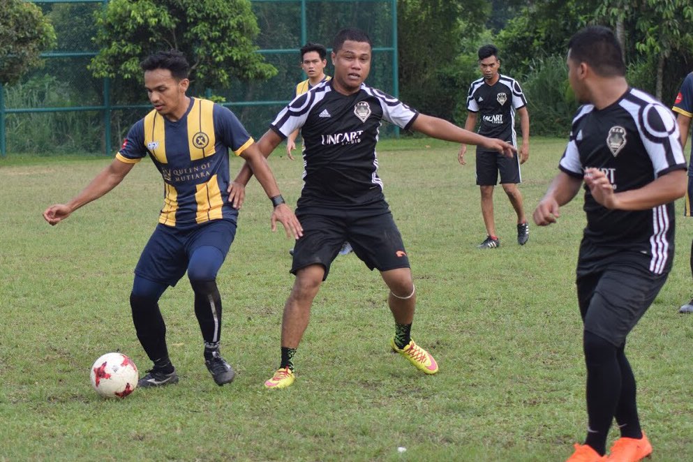 neoxfc_official's tweet photo. DDSL 2.0 Group A | Matchweek 2
Neo X 2-2 TIG
Intense, drama, and emotional game.
Timeline :
β½οΈ Safwan (Iqie) 2β
β½οΈ TIG 28β
β½οΈ TIG 59β
β½οΈ Iqie (Safwan) 70+2β
Photo by : Allan Khaw
Sponsored by :
@AirAsia
@FrexJersey
#NeoXFC
#NXFCNewHome
#DareToDream
#HomeOfAllstars
#DDSL https://t.co/jWNWtNHYZZ