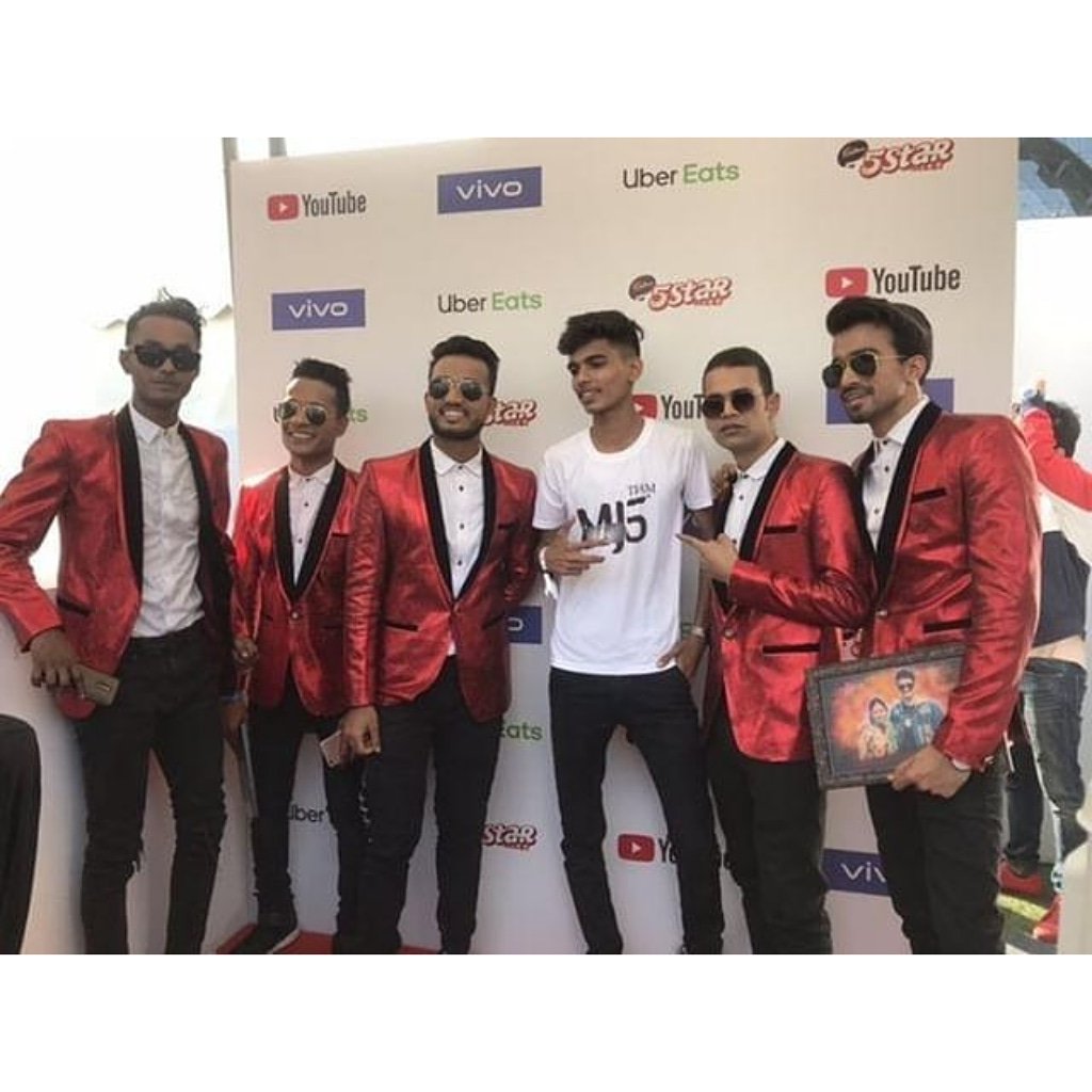 surajyouknow's tweet photo. THANK YOU FOR BEING THE BEST. WE LOVE YOU FIVE, THE MJ5 !!
MY idol's ❤❤❤ #ytff #YTFFMumbai #mj5 #mj5er 
@Mj5official 
@MJ5Rohit @MJ5Himanshu @mj5vishnu @dennisbrump @KartikMj5 https://t.co/WxVXnLayua
