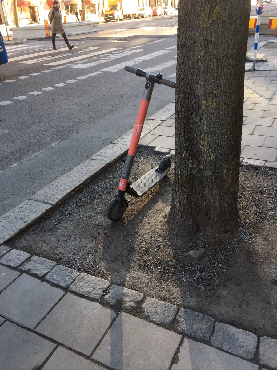 ACBilling's tweet photo. Batteri- och elfria prisvärda Citybikes Stockholm - jag saknar er så. 😞🙏🚴🏻‍♀️ #förstaapril #citybikesstockholm #miljövänligaalternativ #stockholmsstad Vad händer? @DanielHellden https://t.co/VQ97QDliPn