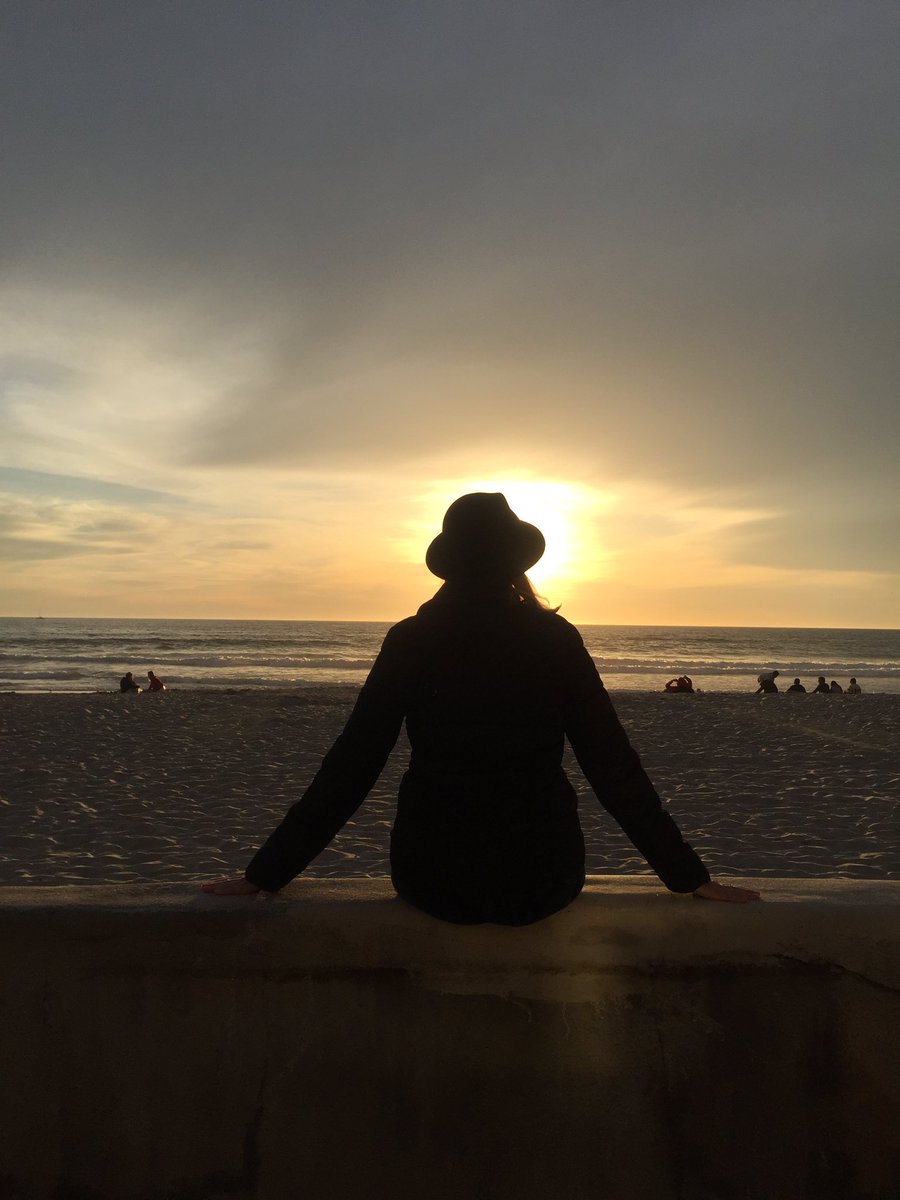 PatBrownSmiles's tweet photo. Adios March 2019... https://t.co/LlwxxB0hHd