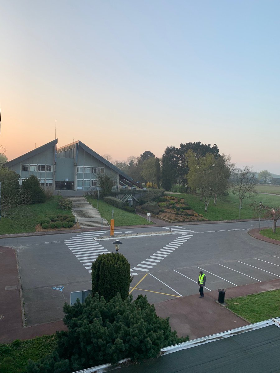 Le campus nantais d’<a href="/EnergyFormation/">Energy Formation</a> au calme du petit matin avant l’arrivée de 250 stagiaires du ministère de l’agriculture du #lichtenstein pour une formation express sur les #gaz verts et le #biométhane !   👍👷‍♂️👷🏻‍♀️👨‍🎓👩🏻‍🎓
#TransitionÉnergétique