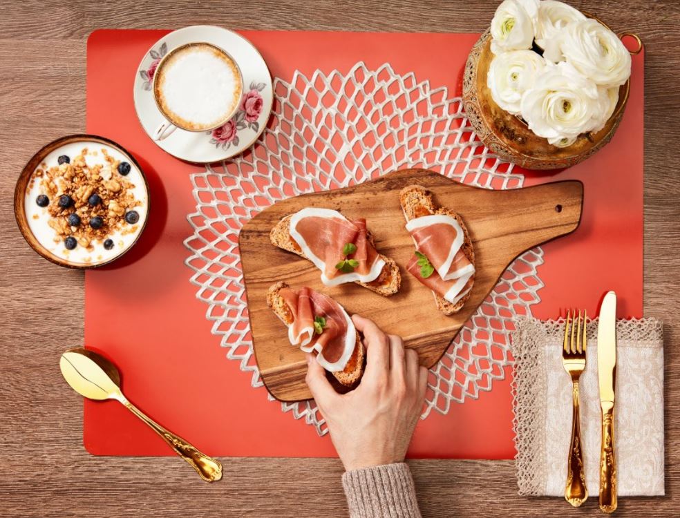 ParmaHamUK's tweet image. It's #AprilFools Day but we're definitely not joking when we say that Parma Ham is perfectly paired with most foods! Why not try a classic combination of #ParmaHam, #NutBread and #fig #jam? #CookWithParmaHam #HealthyFood #RecipeIdea