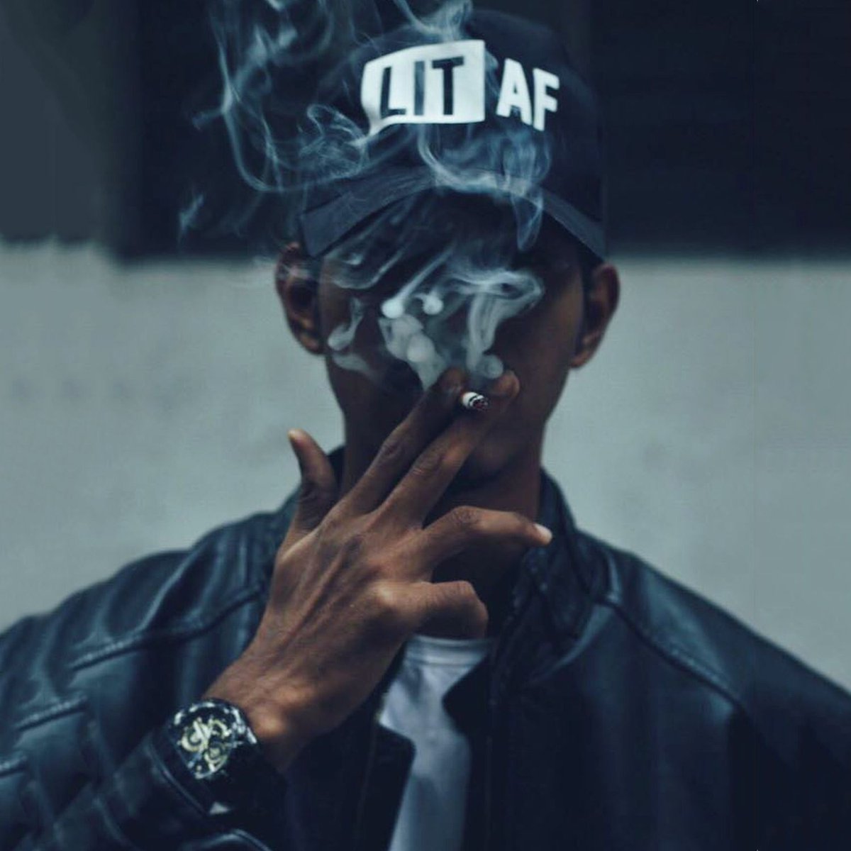 If you thought you didn't need another #cap, this one from <a href="/FightingFame/">Fighting Fame</a> will make you reconsider that. Tell us if you are into caps?
Shop for men's style here: buff.ly/2TiGxve
.
.
#STYFI #mensfashion #accessories #ootdmen #summers #tuesdaytip