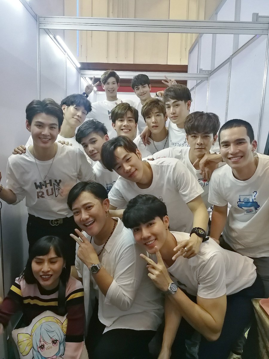 peachkyky's tweet photo. อ๊ะ!! เชิญจับ เชิญจอง ส่วน #CandyOn ชีง่วงต้องไปนอนเด้อ😓

#WhyRU1stTalk
#WhyRUtheSeries
#sensebook https://t.co/M6quF5brm3