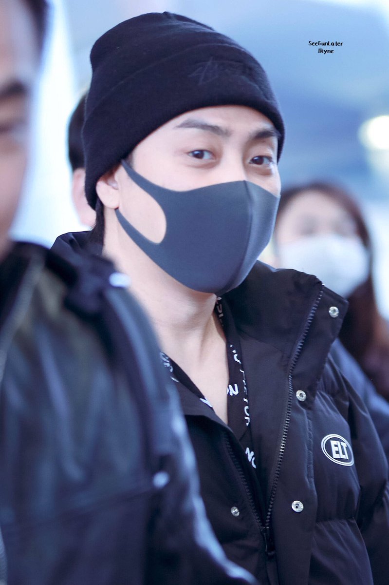 은지원 님이랑 옹성우 님의사진이 올린이유는 친구중 두 명이 은지원 님과 옹성우 님이 좋아하기 때문입니다~ 물론 저도 은지원 님이 아주 매력적이고 옹성우 님이도 굉장히 귀엽다고 생각해죠~ 
은지원 님의 솔로 앨범 일찍 나오고 옹성우 님의 드라마도 빨리 상영하기 바랍니다~ #젝스키스 #은지원