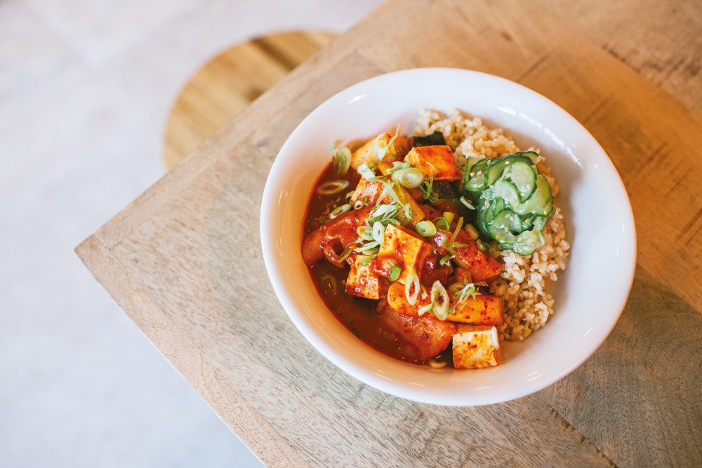 Wearing its Vegan Capital of the World badge with honour, Bristol's creating some of the most exciting plant-based food in the country. 

We hand-picked 8 of the best vegan eats for your hit list: ow.ly/tJ1R30ogMha