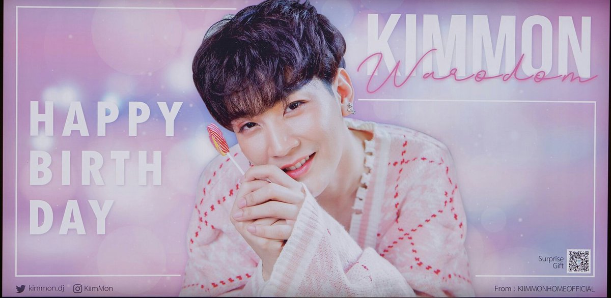 SbfiveprojectTh's tweet photo. Happy Birthday KIMMON 🎂

มีความสุขมากๆนะ คิดหวังสิ่งใดขอให้ได้ดั่งใจหวัง ขอให้มีคนรักเพิ่มขึ้นเรื่อยๆ ขอบคุณที่ฝึกฝนและพัฒนาตัวเองอยู่ตลอด ทำงานเหนื่อยๆ พักผ่อนบ้างนะ รักษาสุขภาพดีๆ 

ที่ตรงนี้คอย support อยู่เสมอ

#HappyKimmon28th 
#HappyKimmonday 
#ขุณขิมมอญ 

📷 J_une_  🙏 https://t.co/QVmexOS1nR