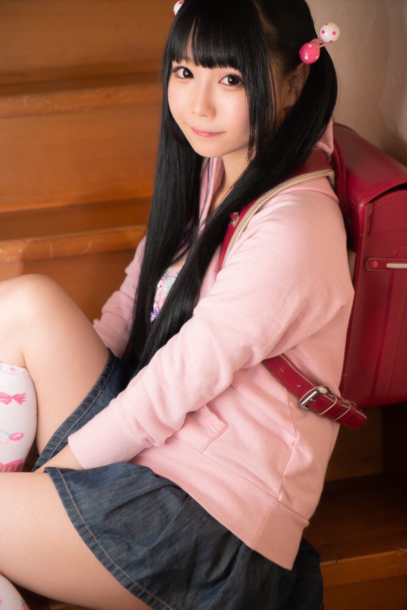 大人なのに女児服着てる エロ画像  / X
