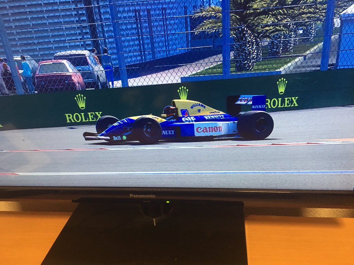 LycaonYuuki's tweet photo. My favorite F1 is 1992 Williams FW14 

Color &amp; Form …

Everything is cool ‼︎‼︎

PS4

SU GO I … https://t.co/2q4tG3UiCE
