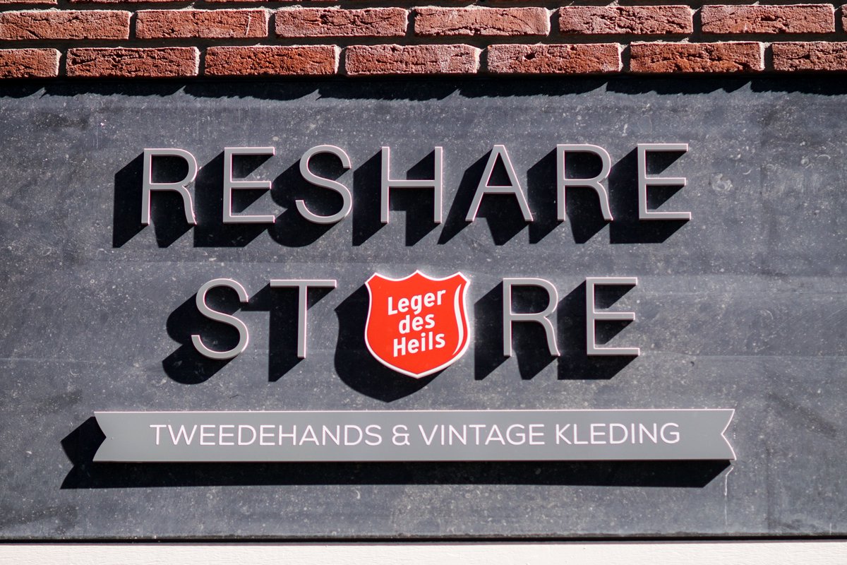 LegerdesHeilsReShare tweet media