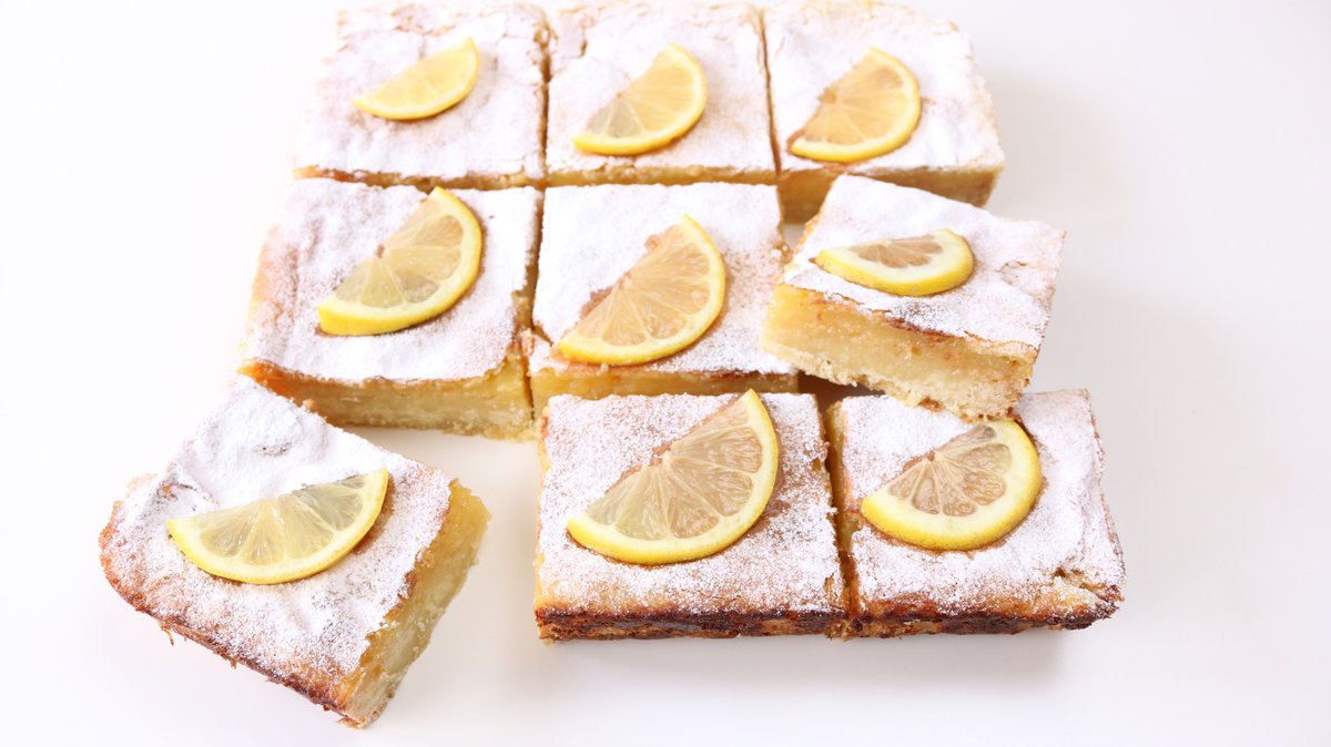 Lemon cake bars. It's Sweet &amp; Tangy. 
Quick to make and absolutely worth to try this. Full recipe ➡️ youtu.be/j0tDvpF-3Ps

#MondayMotivation #foodies #Foodie #cakestar #cakes #sweettooth #YouTube #recipes #recipe #RecipeOfTheDay