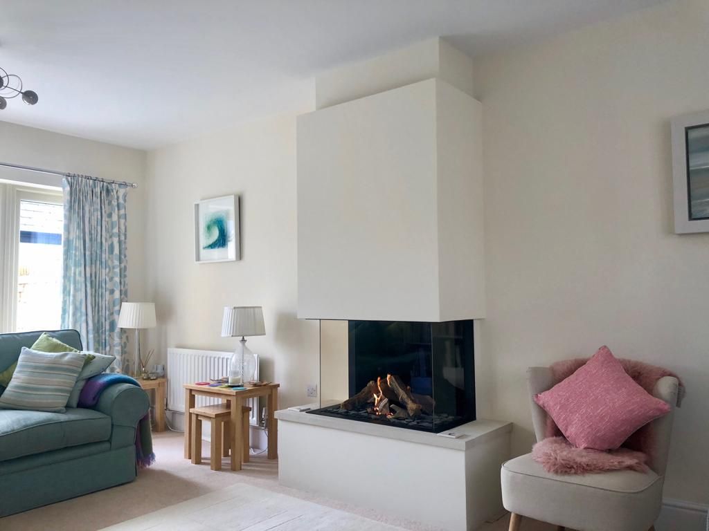coriniumstoves's tweet photo. #InstallationImages Here are a few photos of a Dru Maestro 80/3 - we think it’s the perfect addition to this living room! #CSInstallations #CoriniumStoves https://t.co/C0WVm7uBq7
