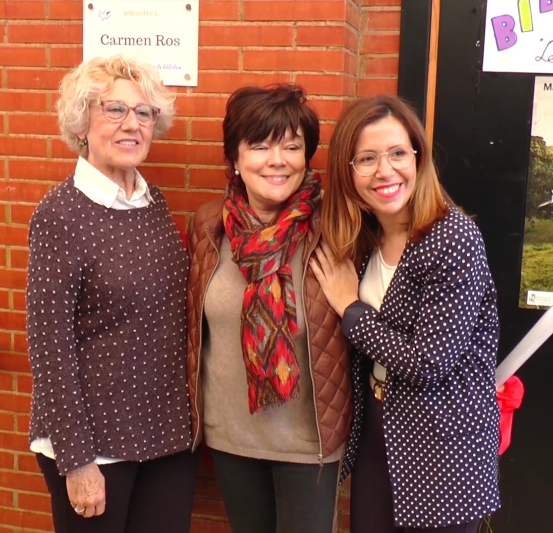 Bibliopolitec's tweet photo. En este merecido homenaje nos acompañaron la alcaldesa de Cartagena, @AnabCastejon, y la concejala de Educación, @MercedesGarcaG7. https://t.co/bffGgX5D1x