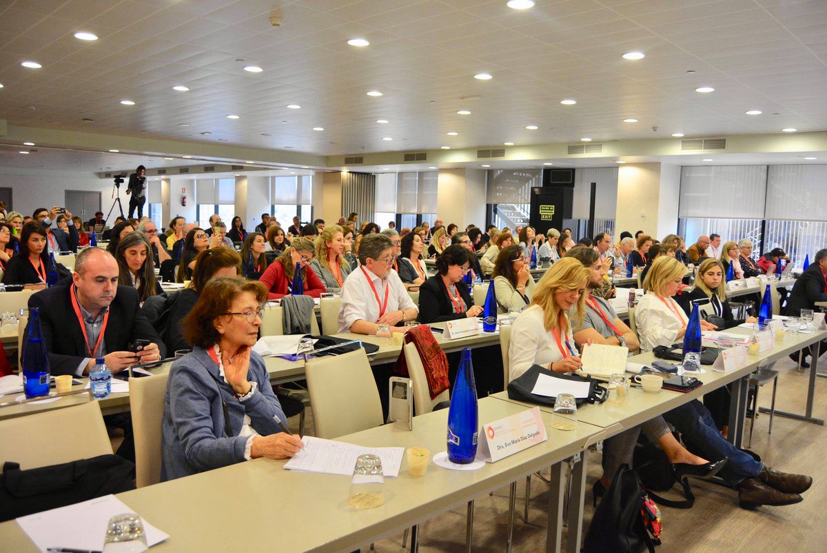 SESAP_'s tweet photo. Acabamos de regresar de nuestro #IVCongresoSENMO en Madrid, que ha resultado todo un éxito! Imposible contar con mejores ponentes y congresistas. ¡Gracias a todos! #medicina #nutricion #salud #ejercicio #ciencia #senmo https://t.co/QfvPMrngdU