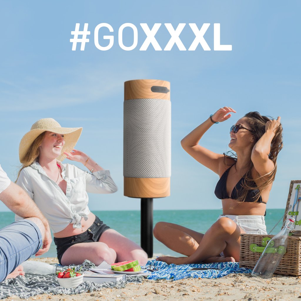 KitSoundUK's tweet photo. Go big or go home! Yes, it may take 5 of you to carry the new 1m-tall Diggit XXXL onto the beach, but the epic sand-clearing sound will be well worth it! #GoXXXL #GoDiggit #KitSoundUK https://t.co/d6pdHiiRC2