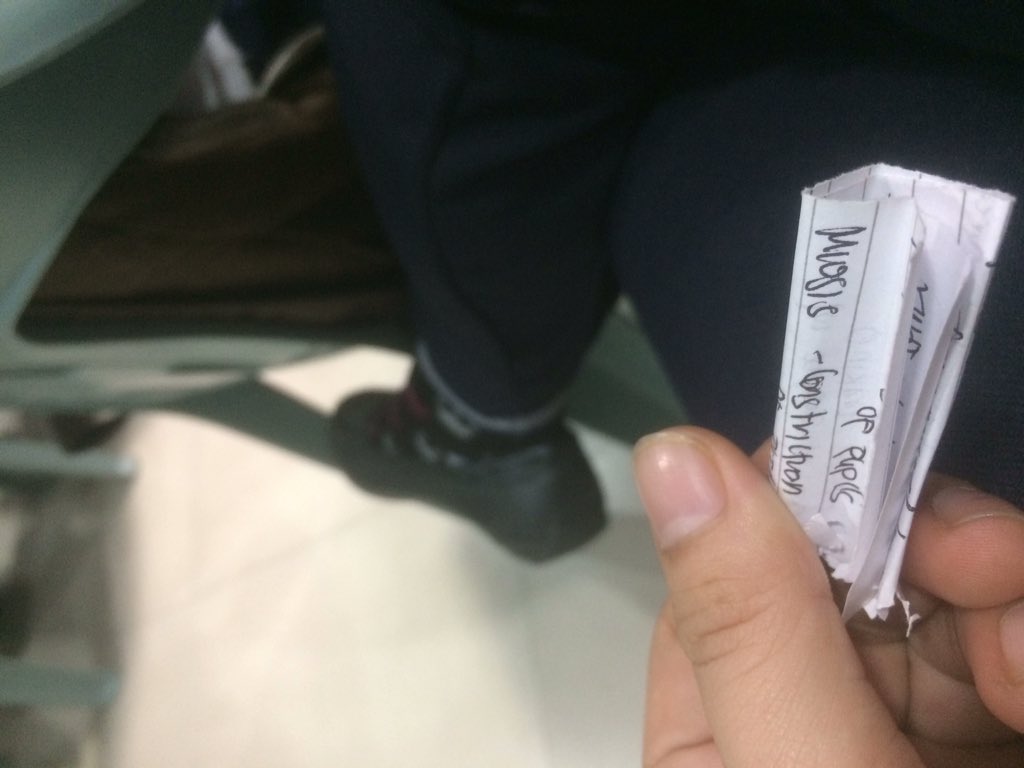 jonnajones99's tweet photo. @maaaaarrriiiaaa hahahahha https://t.co/W66ULe0L9R