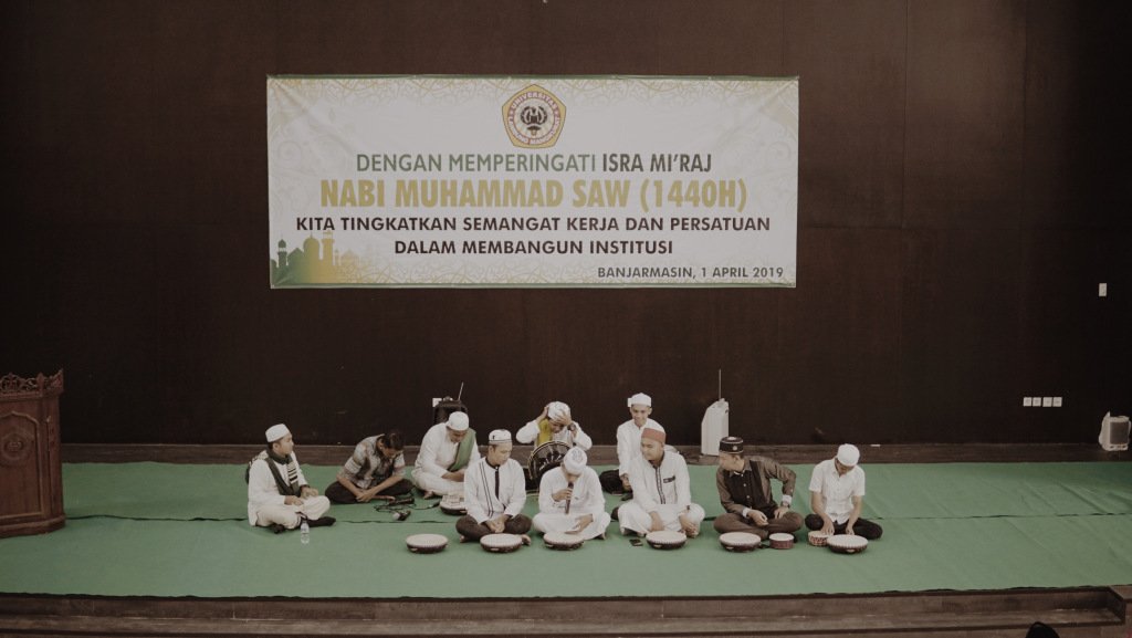 Syukuran Gedung Baru &amp; Peringatan Isra Mi’raj Nabi Muhammad SAW Fakultas Hukum peristiwaonline.wordpress.com/2019/04/01/syu…