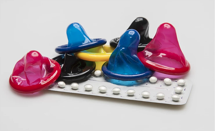 evanquaethem's tweet photo. Male contraception: When will men finally take some responsibility? https://t.co/RiaLJpqfwv https://t.co/T4fPraCdUO