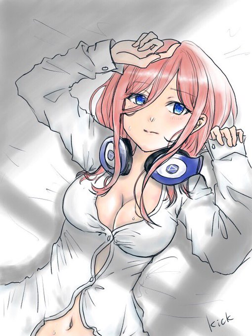 🫧★💀kick💀★🫧さんがTwitterに投稿した中野三玖(五等分の花嫁)のイラスト。