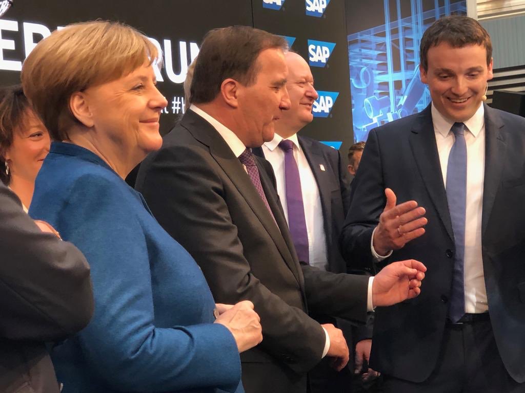 KerstinKoeder's tweet photo. Great kick-off of #HM19: @ChrstnKlein showing the German Chancellor @AngelaMerkeICDU the power of Digital Supply Chain and  intelligent technologies with our spectacular #SAP showcase https://t.co/8wxSEkVDyg