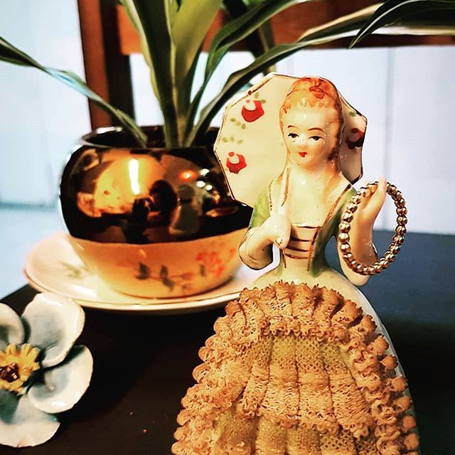 MeiravNiv's tweet image. A new week with new designs. 🌷
.
.
.
.
#studiomeme #solidgold #goldbodyjewelry #bohojewelry #nosestud #solidgold #goldbodyjewelry #fashion #uniqegift #jewelrydesigner #earrings #goldnosering #14kgold ift.tt/2Uaer9M