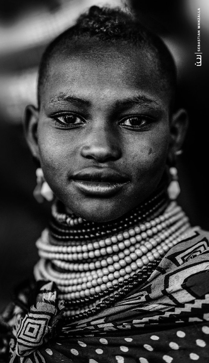 Wanzalla's tweet photo. RAW & BROKEN
Still we rise #CreateDope #Turkana #Kenya https://t.co/8sinN2quCz