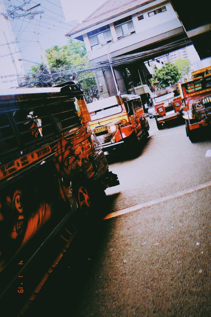 five_august's tweet photo. Rushing through life. https://t.co/UE4A4QVXz1