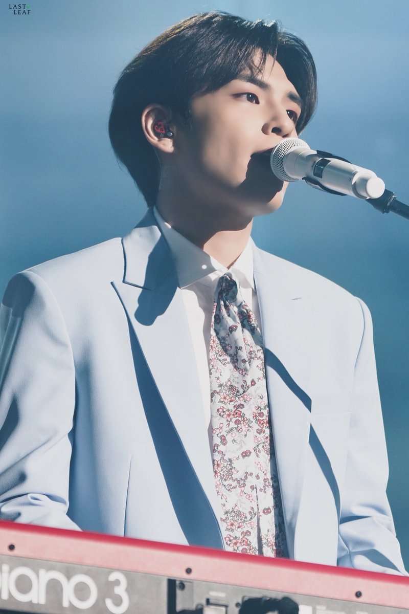 lastleaf_day6's tweet photo. 190330 190331 Youth Encore

하룻밤사이에 섹시함 오조오억컵(벤티사이즈

#데이식스 #DAY6 #원필 #WONPIL https://t.co/MO8yydEAbG