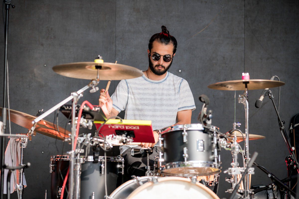 phoam_official's tweet photo. 🥁🥁🥁🥁🥁🥁🥁🥁🥁 KING OF THE DRUMS 🥁🥁🥁🥁🥁🥁🥁🥁🥁

#foals #imaginedragons #jackgarratt #indie #electropop #nextbigthing #yayamusic #drummer https://t.co/y2whCrhELw