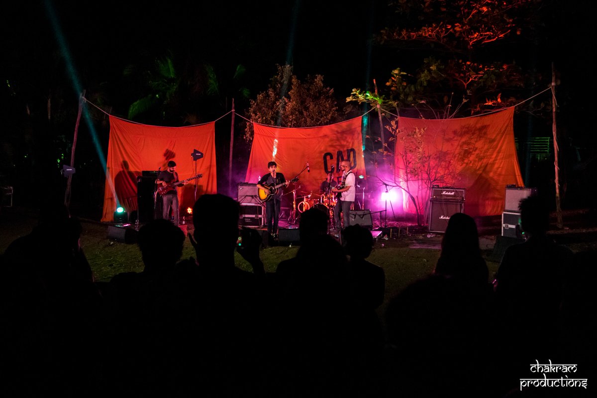 CtrlAltDel8's tweet photo. Bands @kabircafelive, @RaghavMeattle and @dairaindia live on day 2 of the Sidestand stage, #CAD11!
Photos by Dishang Popat | Chakram Productions
#IndianMusic #IndianRock #AlternativeRock #SingerSongwriter #GigsInMumbai https://t.co/AS20DrDV8A