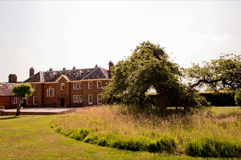 Are you looking for a retreat venue to host a yoga retreat? Poundon House has May 25th and June 1st available for hire - mailchi.mp/044bb4ab772c/a…