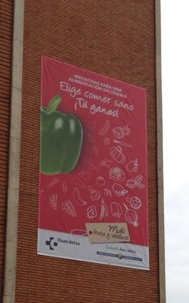 Mikel_CR's tweet photo. @osakidetzaEJGV gasta dinero público para que comamos bien. Sin embargo, en sus centros hospitalarios tienen máquinas de vending con productos insanos. Es como si un estanquero te dijera "no fumes, son 4,5€ por el paquete de Lucky" @ChangingVending https://t.co/4iGopb1S8z