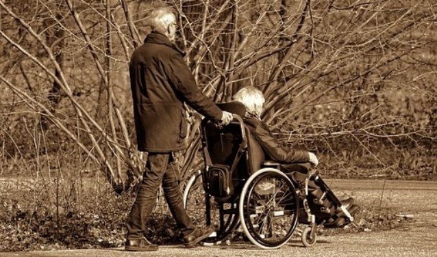 Kom je ook rolstoelwandelen?  - brielsnieuwsland.nl/lees/94732/tit…