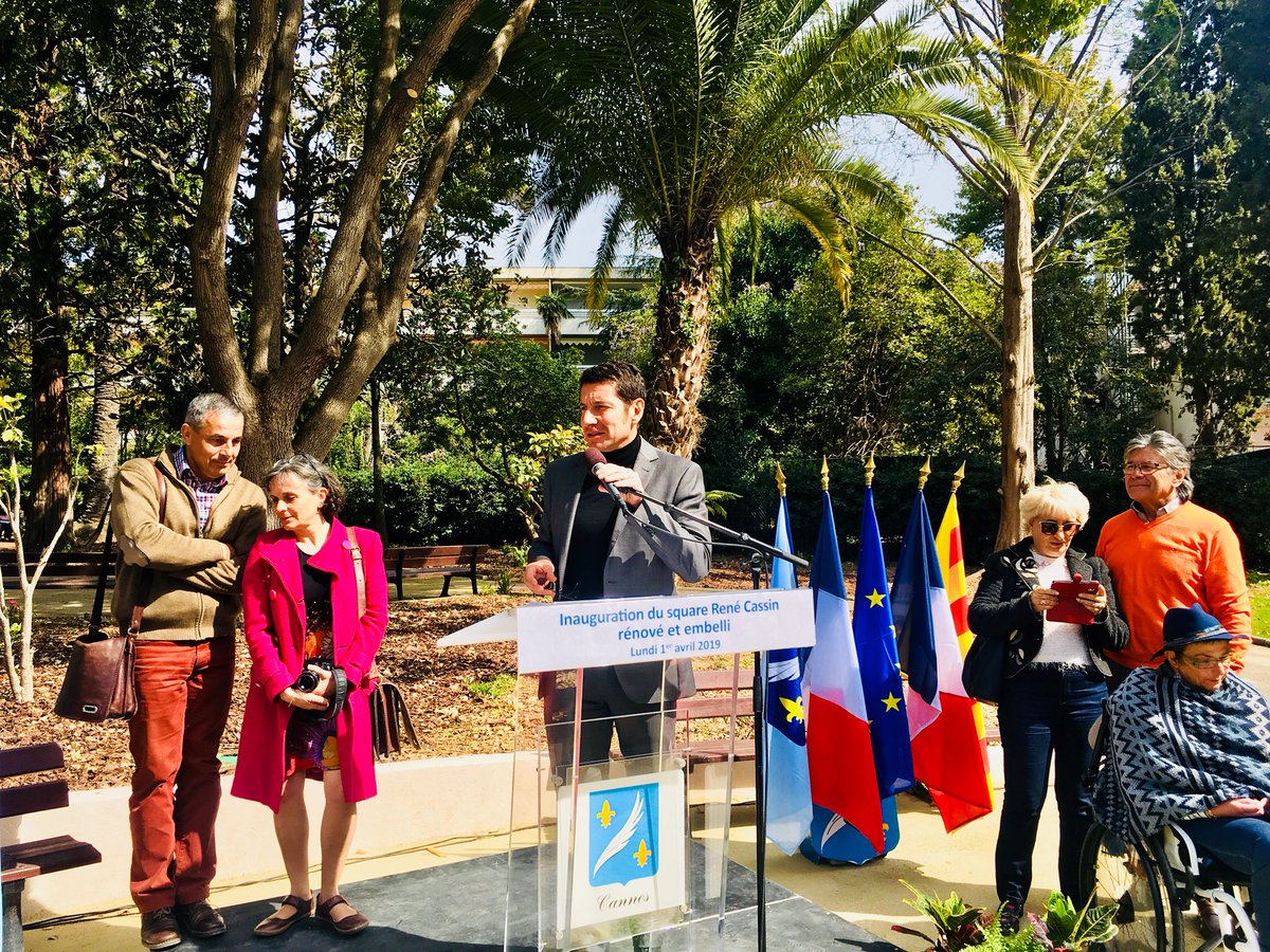 villecannes's tweet photo. đŽ @davidlisnard : « le square câest la respiration : il doit mettre en valeur le bĂąti environnant et doit aĂ©rer la ville. Il sâagit dâune politique familiale concrĂšte visant Ă amĂ©liorer la qualitĂ© de vie »
#PlanSquares #RenéCassin https://t.co/phrnGeexLe