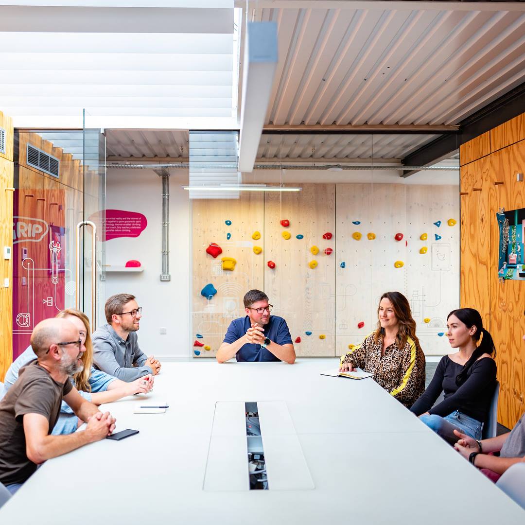 The "I want that job" Jobs👌

Become a Creative Technologist at <a href="/uniform__design/">Uniform</a> 

They're looking for someone to transform ideas and bring them to life through playful experimentation and prototyping. 

More details here – ohthisway.co.uk/opportunities/…