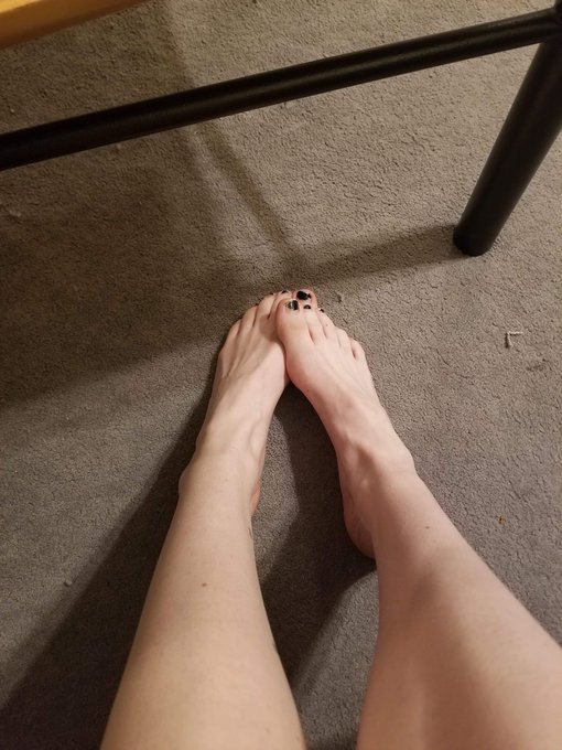 For all the feet lovers, this is the start of the feet pic of the day.  Here is a picture of my feet<a href="/tag/pornhub"class="tags"><span>#pornhub</span></a><a href="/tag/fetishcouple"class="tags"><span>#fetishcouple</span></a><a href="/tag/footfet%C4%B1sh"class="tags"><span>#footfetısh</span></a>