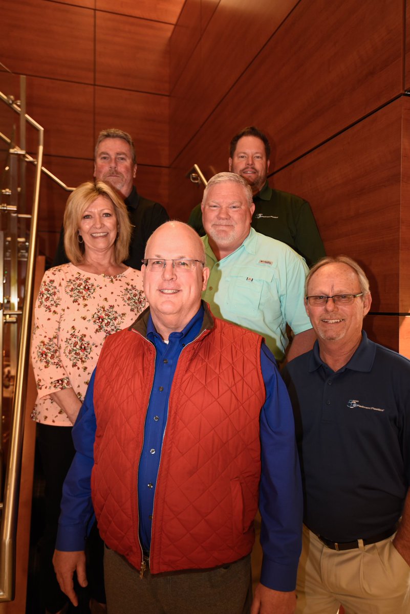 piedmontplastic's tweet photo. Happy Retirement to Bobby Beaird! Thank you for your 35 years of service! Your hard-work and knowledge of the industry will be greatly missed! Good luck in your next chapter and don't forget to come back and see us! #35Years #PlasticDistribution #PiedmontFamily #PiedmontPlastics https://t.co/VproQaucBu