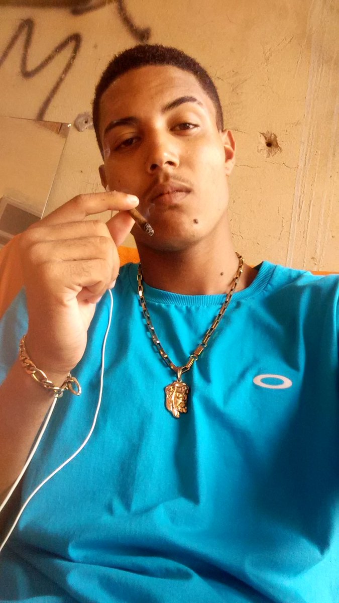 MarcusAlves486's tweet photo. Folguinha 🚩🥋🍁🎈 https://t.co/HxzjTIKmPh