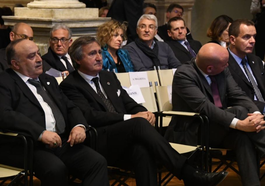 comunevenezia's tweet photo. #FGI150 🤸| A Ca' Giustinian il convegno "Un salto nella storia" in occasione dei 150 anni dalla fondazione della Federazione italiana di Ginnastica
➡Il sindaco @LuigiBrugnaro: "#Venezia al tempo ha dimostrato che la natura pedagogica dello sport è più forte di quella marziale" https://t.co/ovEynUQHgj