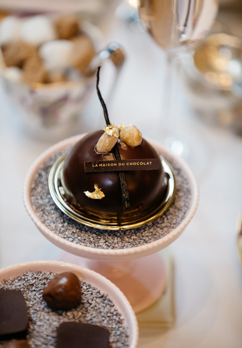 theindustrymgmt's tweet photo. High tea at The Peninsula NY captured by Helga Traxler 🍵 Who's coming? https://t.co/drBqanDgoX